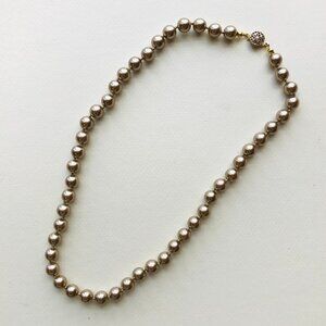 Vintage Champagne Faux Pearl Necklace • 7mm Pearls • Elegant